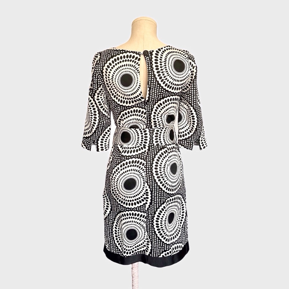 Zara Basic Monochrome Geometric Print Belted Shea… - image 3